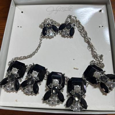 Bongo & Jaclyn Smith jewelry sets