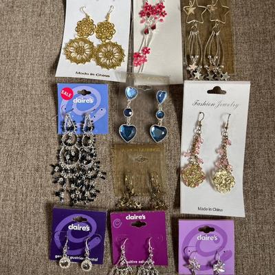 10 pairs of earrings