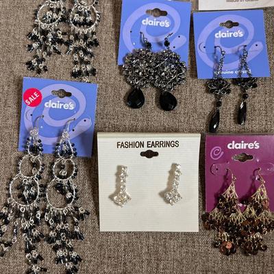 10 prs pierced earrings