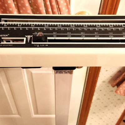 Lot #222 Sunbeam Weight Master Home Scale