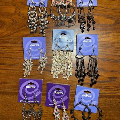 9 prs pierced earrings