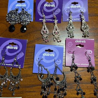 9 prs pierced earrings