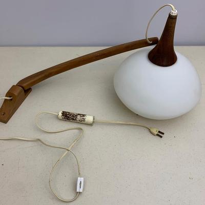 MCM Wall Mount Teak Arm Lamp