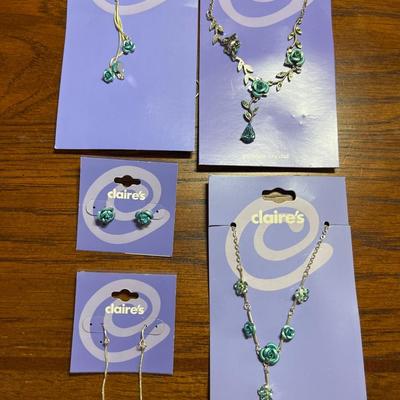 Turquoise flower necklaces & earrings