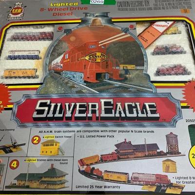 Silver Eagle N Scale Train Set