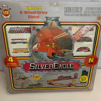 Silver Eagle N Scale Train Set