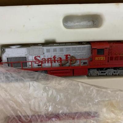 Silver Eagle N Scale Train Set