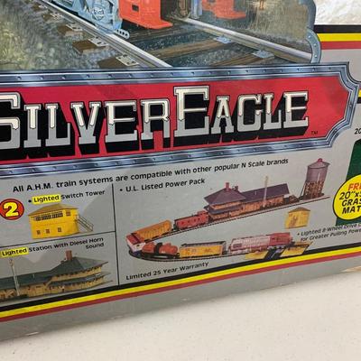 Silver Eagle N Scale Train Set