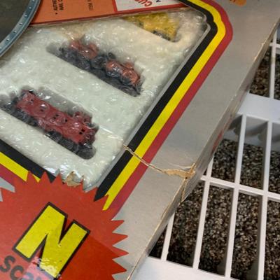 Silver Eagle N Scale Train Set