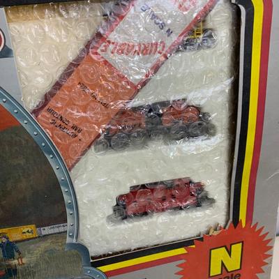 Silver Eagle N Scale Train Set