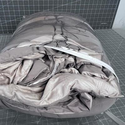 Taupe Micro Fiber Ploy Fill Blanket Queen Size
