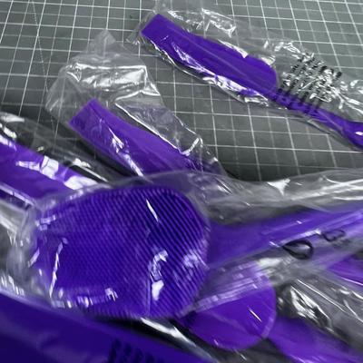 (6) NEW Scrapper type Purple Kitchen Prep Utensils. 