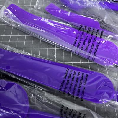 (6) NEW Scrapper type Purple Kitchen Prep Utensils. 