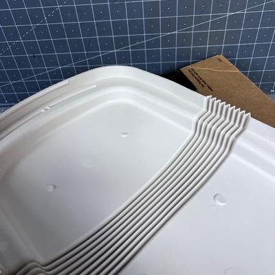 NEW in the Box, Rectangle PAMPERED CHEF, Lid ADJUSTABLE