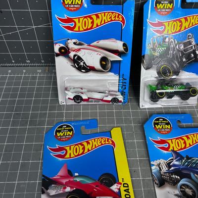 6 Hot Wheels NEW on the Card
