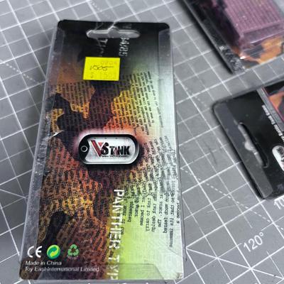 Interactive Micro Tank GAME New on the Card