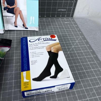 7 Packages of Compression Socks 
