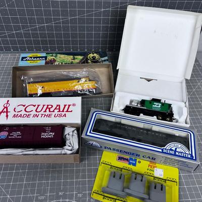 Train Cars and Parts