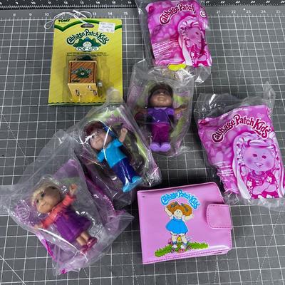 Cabbage Patch; Burger King Happy meal Toys