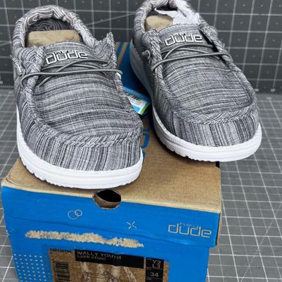 HEY DUDE Wally Youth Shoe