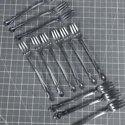 12 GORHAM Silver Plated Sea Food Forks