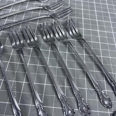 12 GORHAM Silver Plated Sea Food Forks