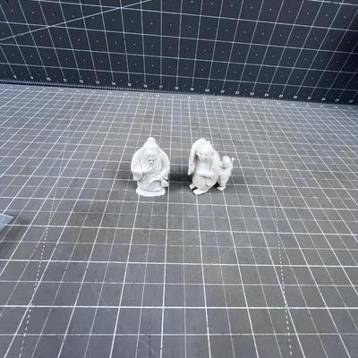 2 Asian NETSUKE Figures Bone 
