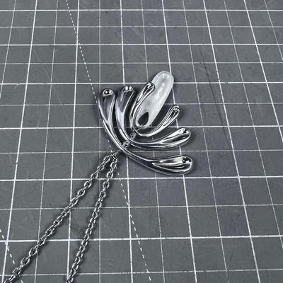 Silver with Pearl ART Necklace 
