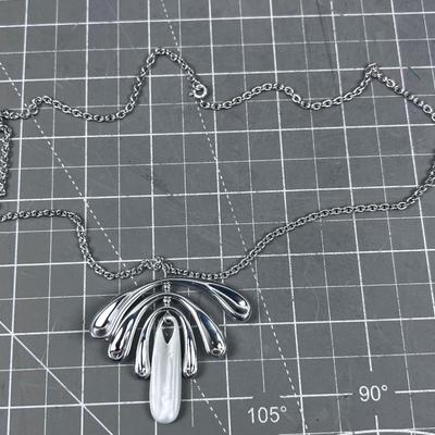 Silver with Pearl ART Necklace 