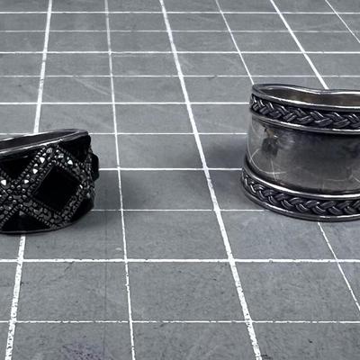 2 Silver Rings Both Size 6 