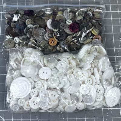 Bag of Vintage Buttons (2) 