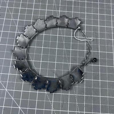 Art Deco Style Choker 