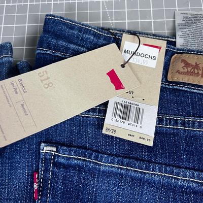 NEW Baggies URBAN OUTFITTERS and LEVI Boot Cut Women's Jeans