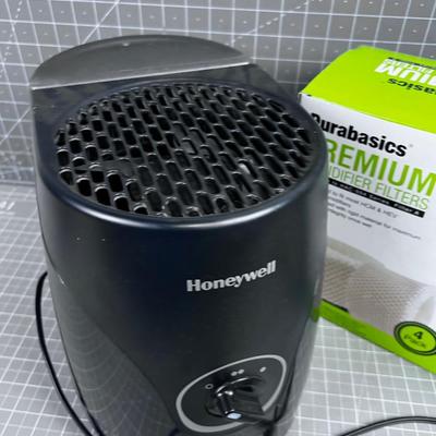 Honeywell Humidifier with Filters
