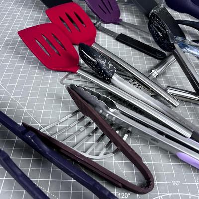 Lots of Utensils 