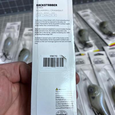 Back Stabber Lot of 12 NEW Fish LURE