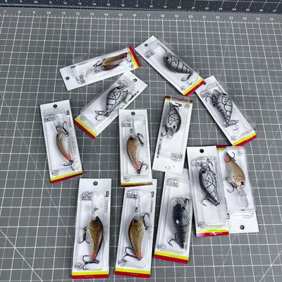 Crank Bait Lures (12) 2 Varieties 