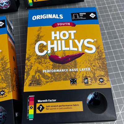 (4) Hot Chilly Tops YOUTH SM & X Small 