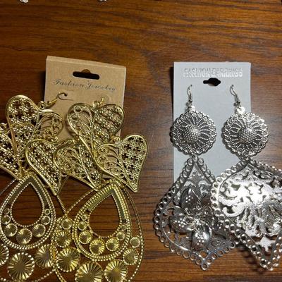 Lot of 9 large dangle earrings