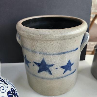 6 Pieces Stoneware Pottery