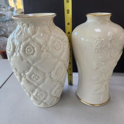 Lot of 5 Lenox Vases USA Buttons & Bows 10" Ming Vase