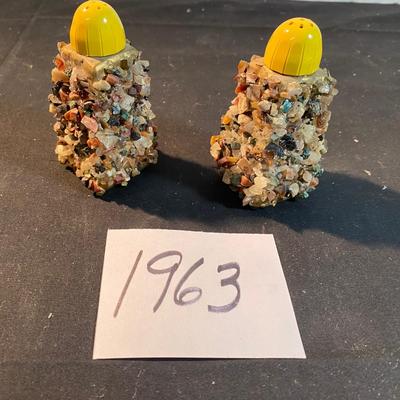 Vintage Rock Covered Salt n Pepper Shakers