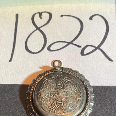 Vintage Spring Opening Locket