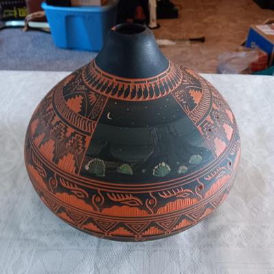 SIGNED NAVAJO CLAY POT
