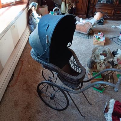 ANTIQUE REPRODUCTION BABY STROLLER