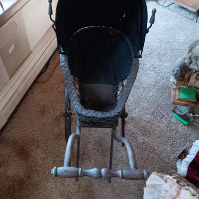 ANTIQUE REPRODUCTION BABY STROLLER