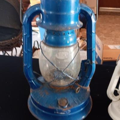 DIETZ NO 8 AIR PILOT KEROSENE LANTERN