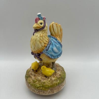 1981 Schmid Beatrix Potter Ginger and Pickles Music Box