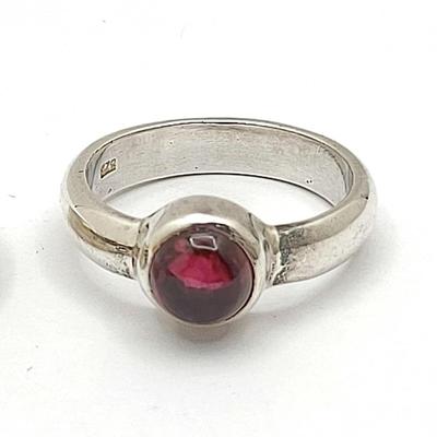 Two Sterling & Garnet Rings 8.3gr