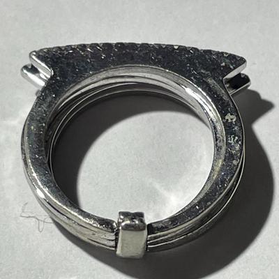 Vintage Sterling Silver 5-Shanks Attached CZ Ring 7.8 Grams TW Ring Size 5.5 in Good Preowned Condition.